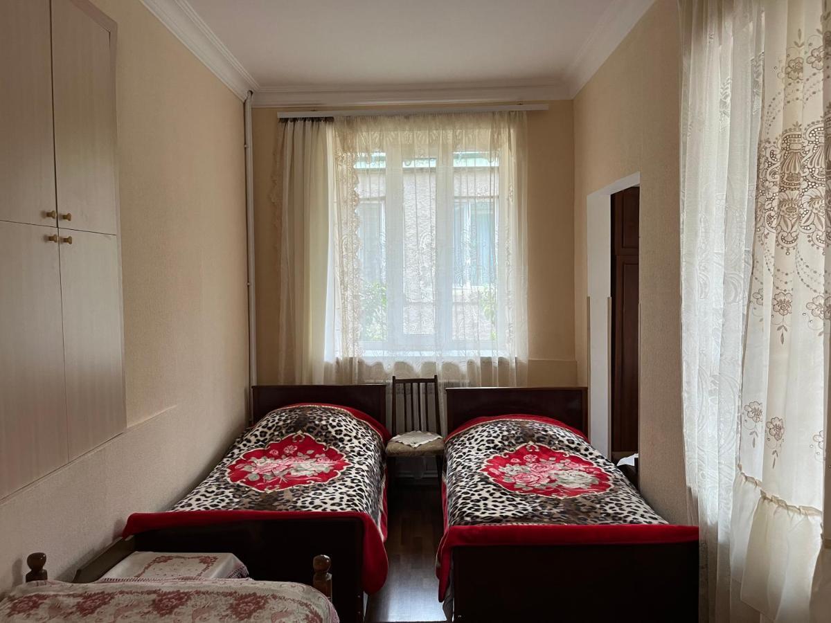 Inexpensive House Bed & Breakfast Vanadzor Eksteriør bilde
