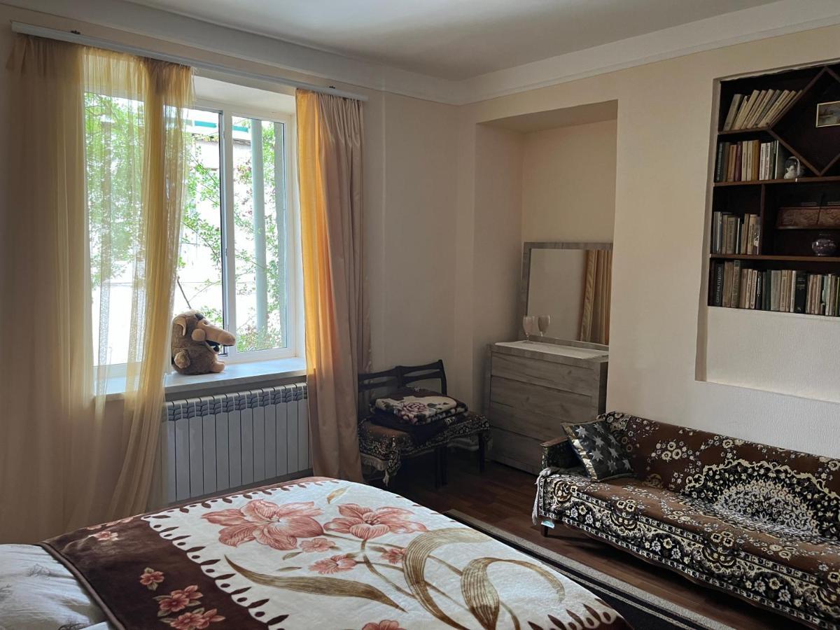 Inexpensive House Bed & Breakfast Vanadzor Eksteriør bilde