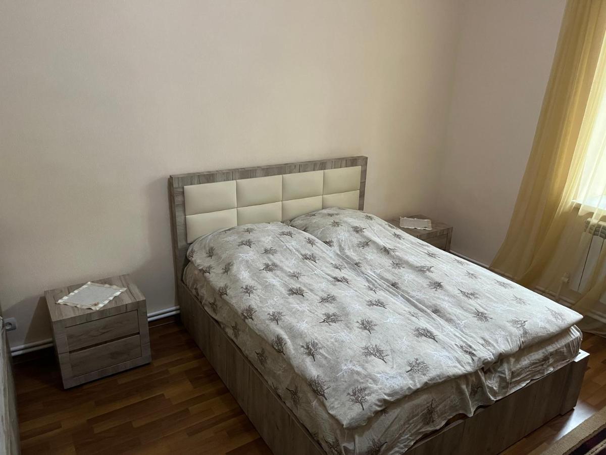 Inexpensive House Bed & Breakfast Vanadzor Eksteriør bilde