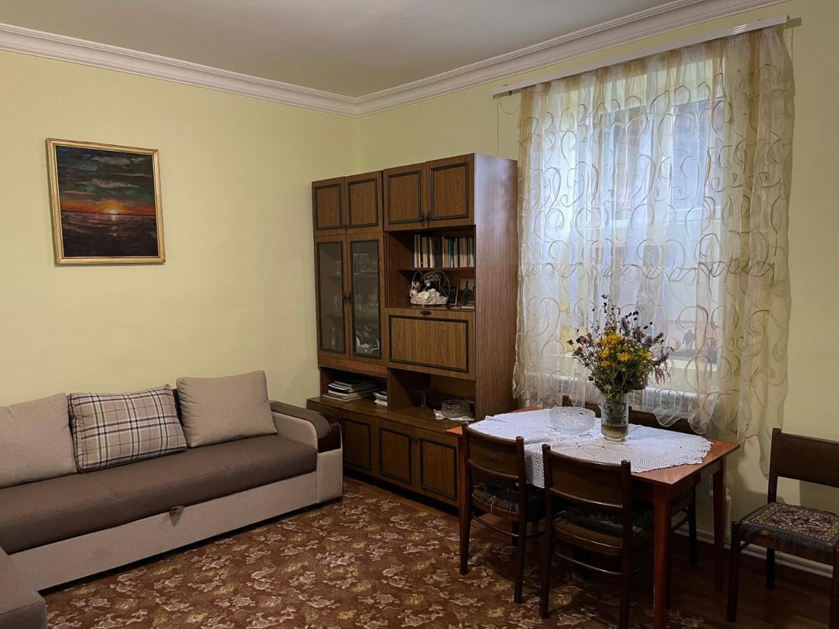 Inexpensive House Bed & Breakfast Vanadzor Eksteriør bilde