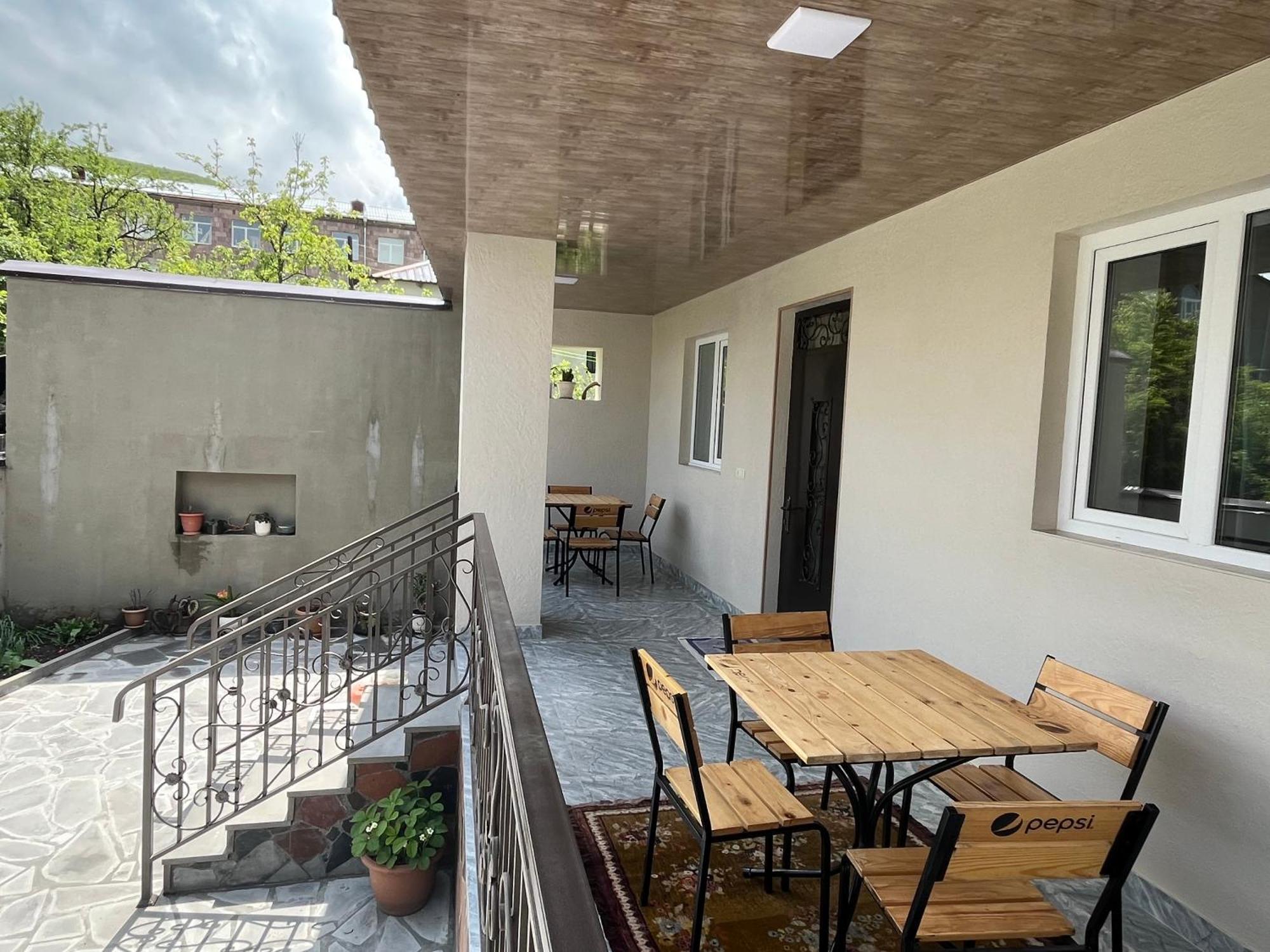 Inexpensive House Bed & Breakfast Vanadzor Eksteriør bilde